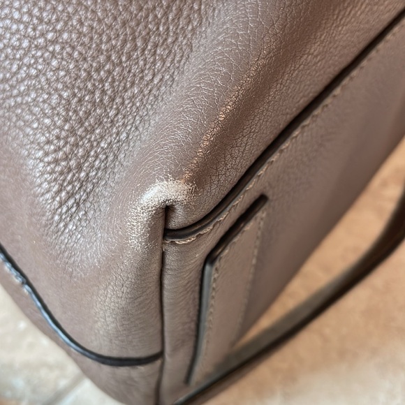 EUC Tory Burch McGraw triple compartment crossbody satchel tote - Picture 9 of 12